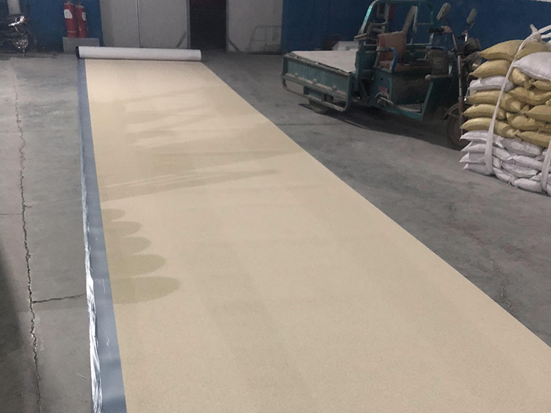 非沥青基高分子自粘胶膜