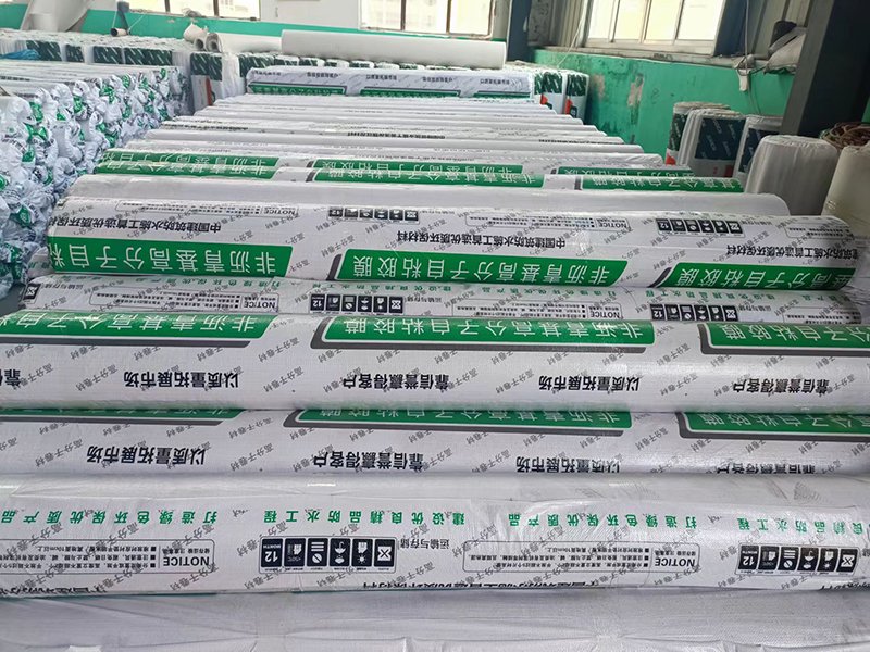 非沥青基高分子自粘胶膜