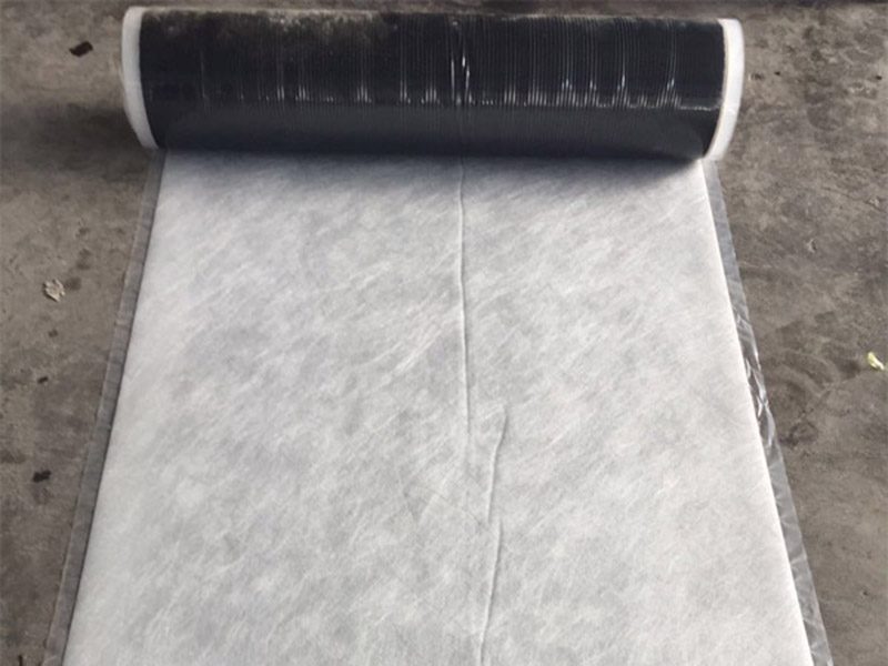 夹芯高分子自粘防水卷材