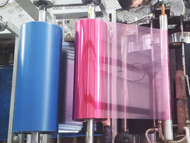 夹芯高分子自粘防水卷材